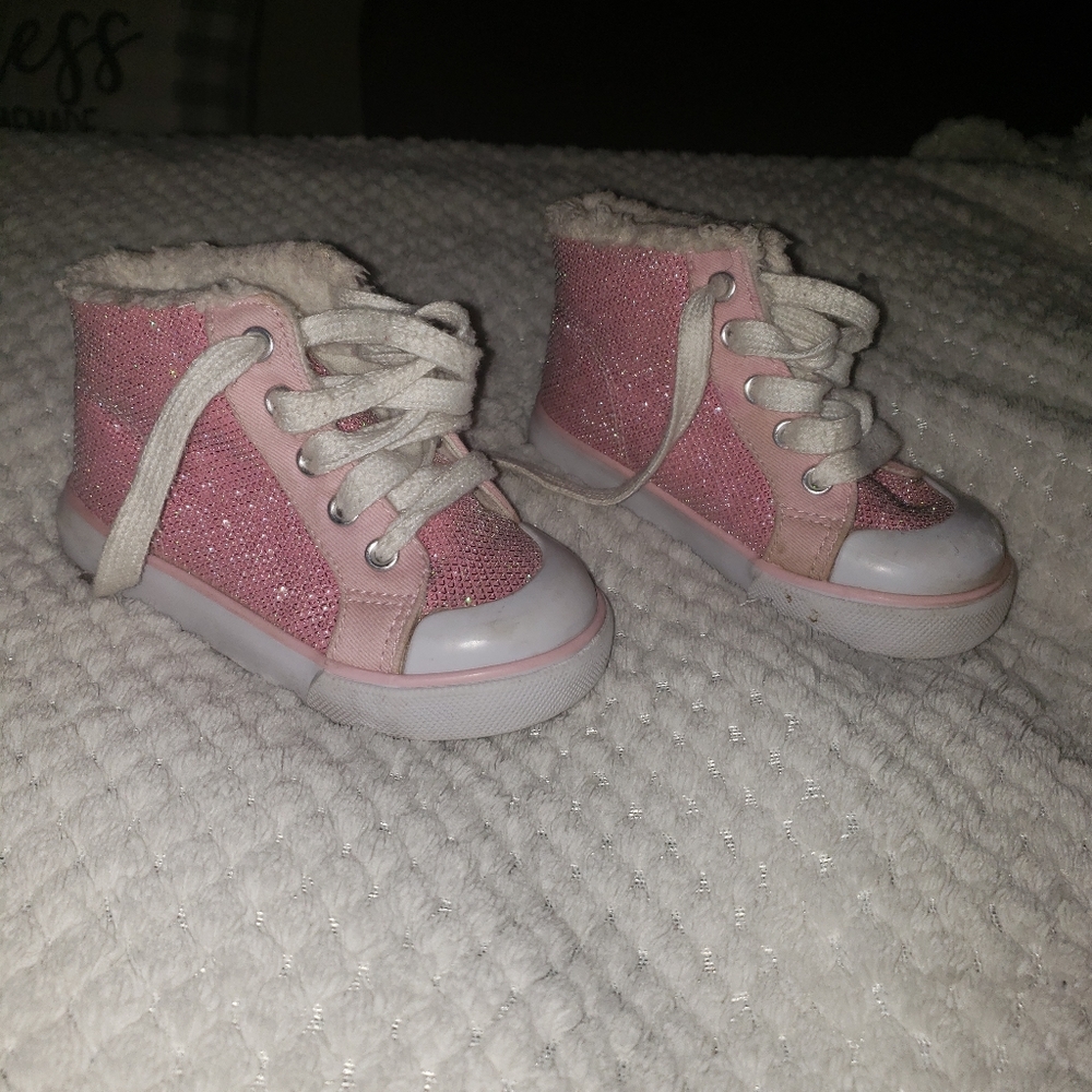 Little Girls Shoes Size 7